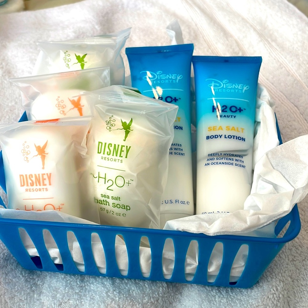 Disney Resorts H2O+ toiletries 2 @Sea Salt body lotion, bath & face soap, basket